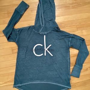 Calvin Klein long sleeve t-shirt hoodie